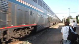 preview picture of video 'Empire Builder westbound - Departure from Columbus WI 2009-09-03'