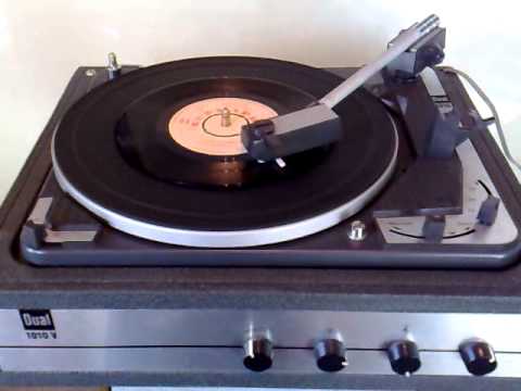 DUAL 1010V playing The Olympics - Rave On ( Buddy Holly)