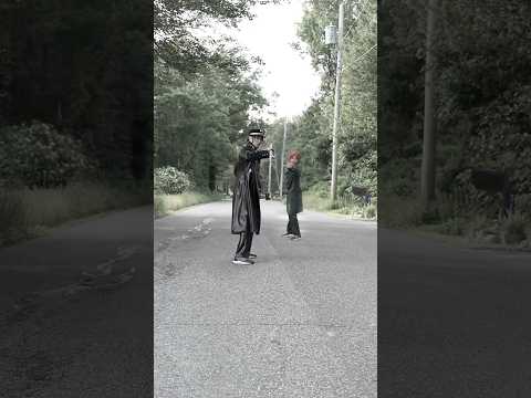 Dio: English or Spanish #anime #jojosbizzareadventure #dio #jotaro #kakyoin