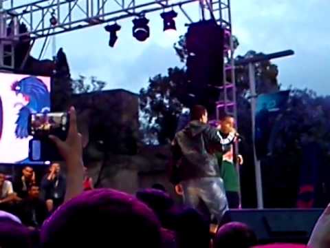 Juanih vs EL3DEASES #BatallaDeLosGallos #RedBull Málaga 2014