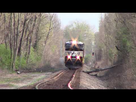 4/2/25 Walton, KY; NS 4910 leads a mixed freight south