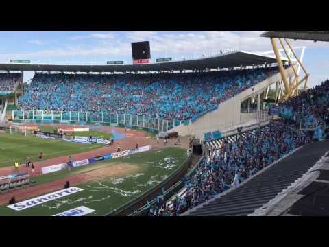 "Recibimiento de Belgrano en el clásico ante Talleres" Barra: Los Piratas Celestes de Alberdi • Club: Belgrano