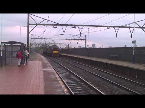 WC Class 37 & 47 No's. 37516 + 47760 on 0Z37 Carnforth ST - Ardwick T.M.D @ Ashburys on 30.5.13 - HD