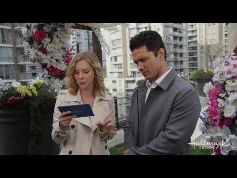 Marrying Mr. Darcy — bouquet and cake wedding traditions