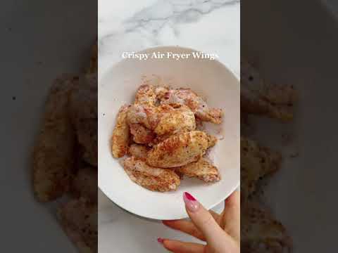 Crispy Air Fryer Wings 🤤 - Low Carb Recipes 🥗 Keto Chicken #shorts