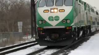preview picture of video 'GO MPI MP40PH-3C 603 Arriving at Port Credit'