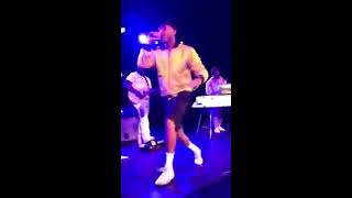 PJ Morton "Claustrophobic" featuring Pell