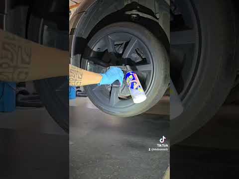 Plasti dipped my wheels grey + glossifier. Hide curb rash without breakin the bank! #plastidip