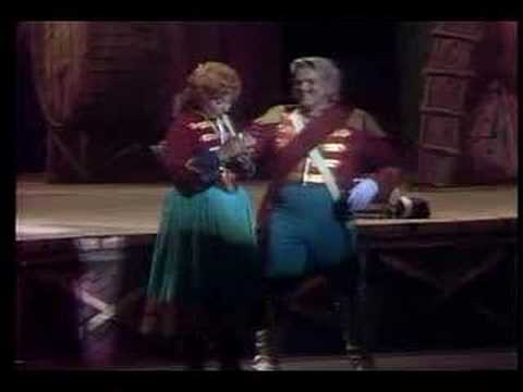 Beverly Sills in Daughter of the Regiment (vaimusic.com)