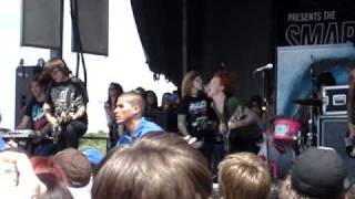 A Skylit Drive - I&#39;m Not a Thief, I&#39;m a Treasure Hunter (Live Warped Tour)