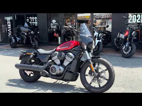［カスタム中古車］2022 年ナイトスター /レッドラインレッド
