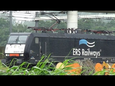 189 099, ES64F4, ERS Railways passeert met containertrein, rangeerterrein Kijfhoek, 23 6 2013