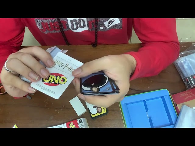 Vídeo relacionado con Mattel Games UNO Harry Potter, juego de cartas (FNC42)