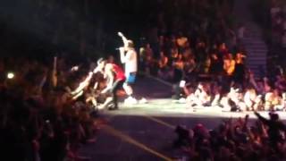 FGL sings &quot;Friends in Low Places&quot; February 19, 2015