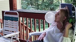 Bubble Gum Bubbles Snapping 