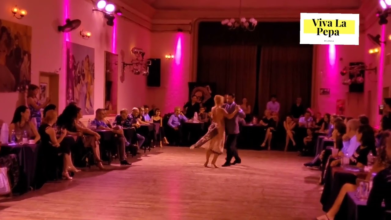 ALEJANDRA MANTIÑAN y LEANDRO GOMEZ en Viva La Pepa Milonga 2022 (2/4)