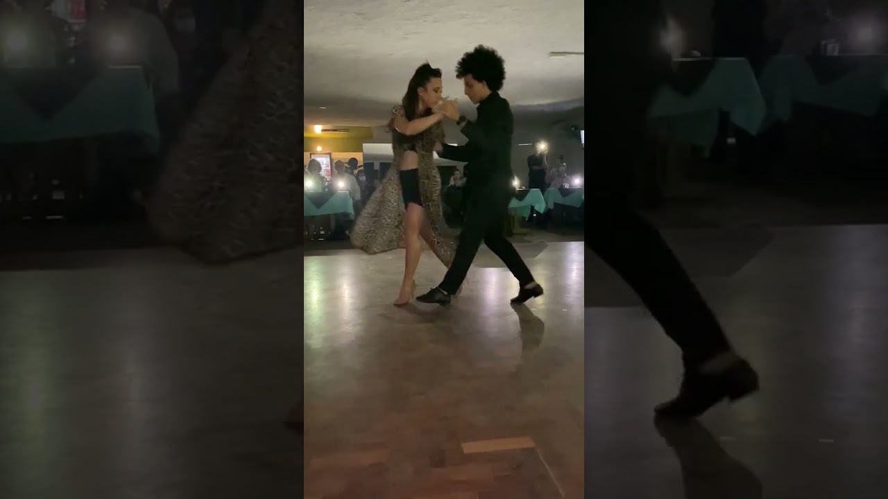 Video thumbnail for Gaby Mataloni & Vinicius Souza - Milonga Gaby Vini - San Pablo, Brasil 2/3
