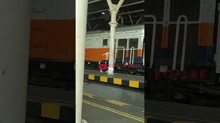 Download lagu Kereta Api Raja Sancaka Tiba Di Stasiun Yogyakarta #shorts #viral #shortvideo #keretaapi mp3