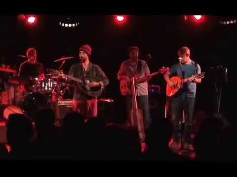 NAÏAS - LA GRINTA en Live au NOMAD CAFÉ