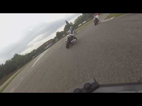Anneau du rhin Z800e full stock moto 8/06/17 - 1'30
