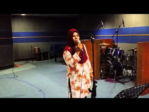 Dari Studio Muzik : Klthsom - Mawar Putih Untuk Mama