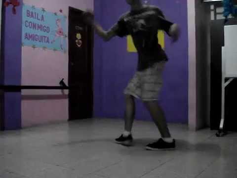 Batalla Roberto vs KiraColori (Free step) y pikachu por ahí cantando xD