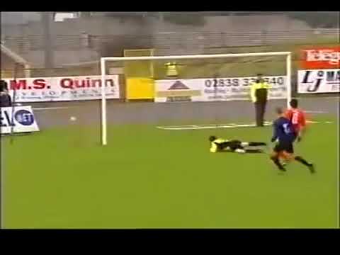 Portadown 1 Crusaders 2 September 2006 - A league opening day win back in the top division