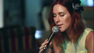 Eveline Vroonland - Safe And Sound (live)