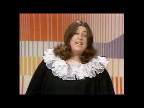 Cass Elliot on Laugh In
