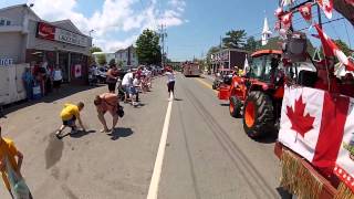 preview picture of video 'Canada day parade in Shubenacadie.'