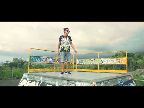 KOVIK- PA FÉ KOM ZOT (#PFKZ)-STREET CLIP 2015