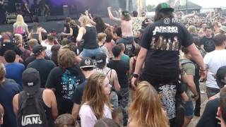 WHILE SHE SLEEPS - &quot;Civil isolation + Four walls&quot; - Live GRASPOP METAL MEETING 2017