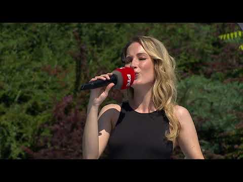 Dunja Vujadinović - Oprosti mi što mislim na tebe // Šarenica RTS