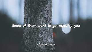 Emily Browning - Sweet Dreams (Are Made Of This)  Lyrics  ( Eurythmics)