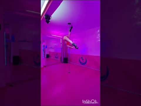Spathcock Varations From Flexy Luna #Spathcock #Higheels #Poletrick #FlexibleGirl