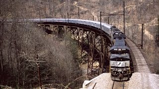 preview picture of video 'NS circus train on Garwood trestle'
