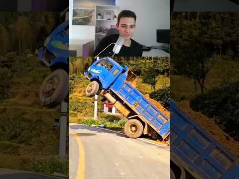 CUM A AJUNS ACEST OM IN SITUATIA ASTA  #football #footballer #futebol  #romania #automobile #cr7