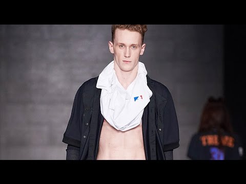 Ciao it’s me! | Fall Winter 2017/2018 Full Fashion Show | Exclusive