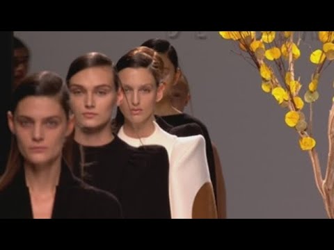 La nueva colección de Devota & Lomba sobre la pasarela de Madrid Fashion Week