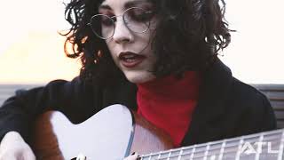 Pale Waves - Kiss [Acoustic Session]