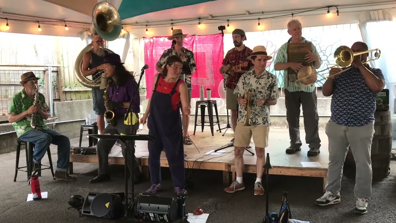 Promotional video thumbnail 1 for Webfoot Brass Band