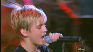 Aaron Carter Life Is A Party live