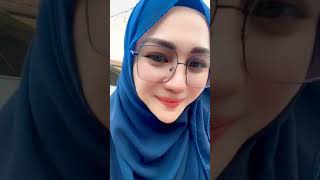 Download lagu Hijab Cantik | Semok Gunung Gede #viral #tiktok #shorts mp3