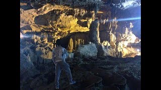preview picture of video 'NGƯỜM NGAO CAVE - VIỆT NAME: WAY TO LOTUS STALACTITE'