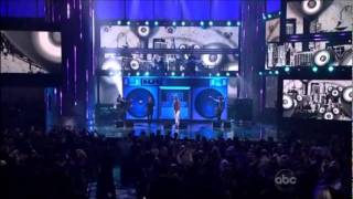 Maroon 5 feat. Gym Class Heroes - Moves Like Jagger / Stereo Hearts (American Music Awards 2011)