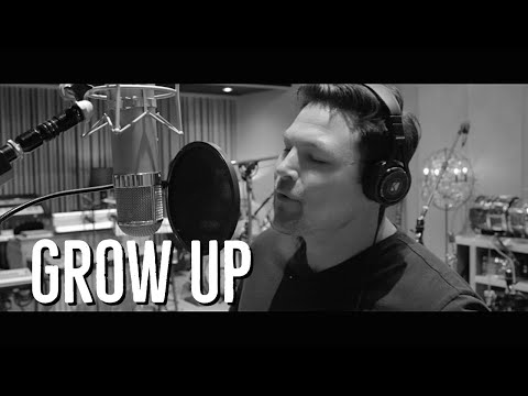 Ian Flanigan - Grow Up (Featuring Blake Shelton) (Lyric Video)