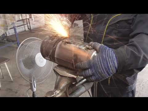 ИНТЕРЕСНАЯ ЗАДУМКА Из огнетушителя! НЕ КОВКА!