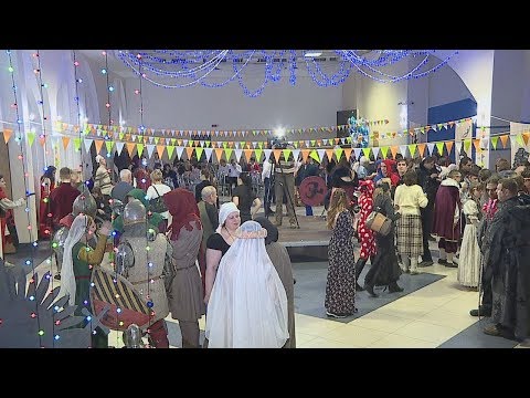 У Гомелі прайшоў інклюзіўны баль "Гульні прастолаў" видео