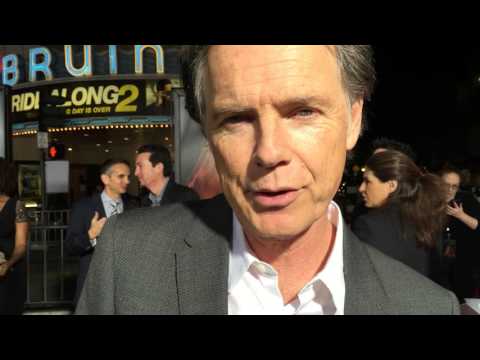 Bruce Greenwood on the red carpet for 'The People v. O.J. Simpson' premiere