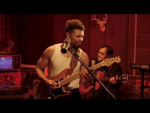 Devon Gilfillian - "Hold On (Hourglass)" Live at The Cabin for Rolling Stone